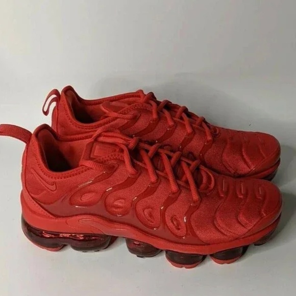 Nike Air VaporMax Plus Triple Red Size 11.5 main image 5